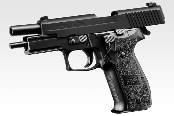 <東京マルイ>ガスガン シグザウエルP226RAIL(対象年齢18歳以上)
